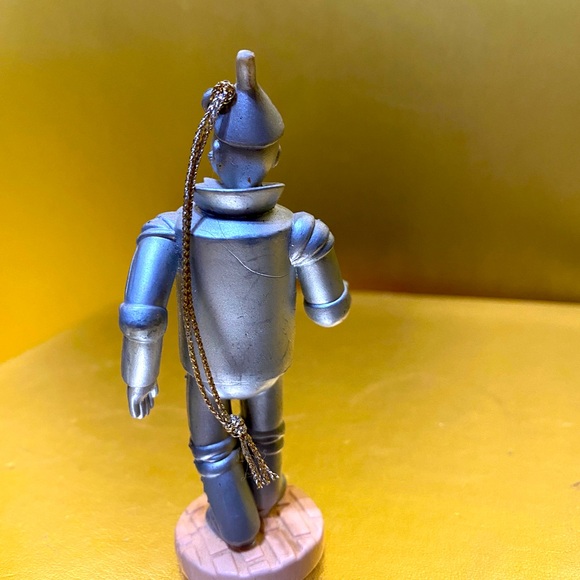 WIZARD OF OZ VINTAGE 1987 TIN MAN PVC ORNAMENT TURNER 1939 LOEWS REN. 1966 MGM - Picture 6 of 10